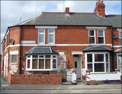 Note the corner of the building.