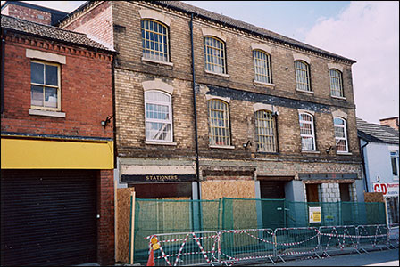 2006