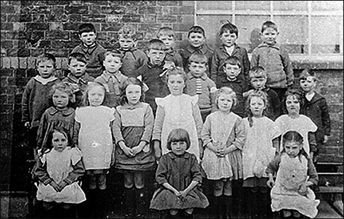 1922