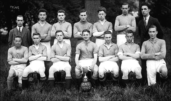 Adult School Football Team 1931/32
