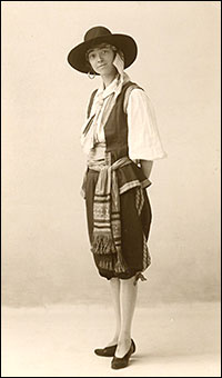 Nora Ball