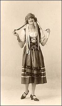 Nellie Hart