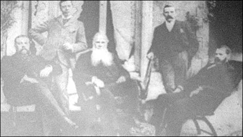 Cave family members