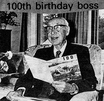 Walter Tarry reading one of his birthday cards