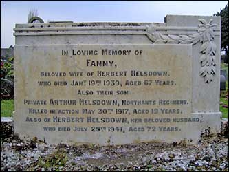 Gravestone DA.413