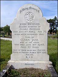 Grave F.588